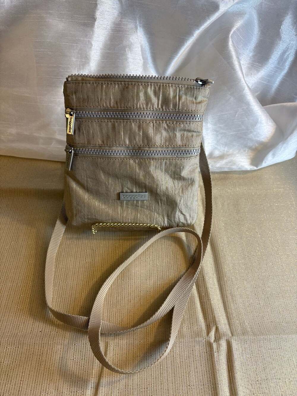 Baggallini Lightweight Nylon Crossbody Travel Bag